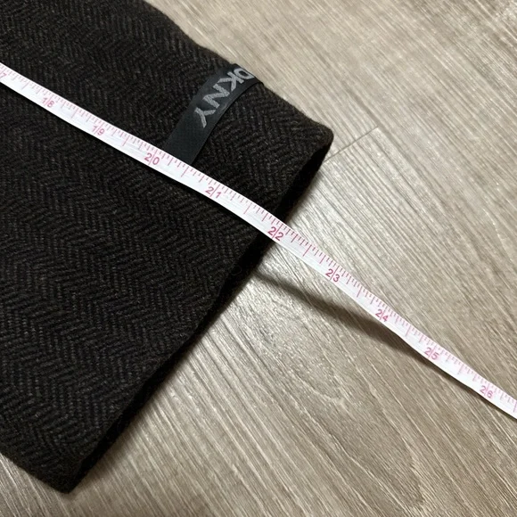 DKNY Wool Blend herringbone Brown Long Coat Size 42 Shoulder Pads Button Closure - Picture 14 of 15